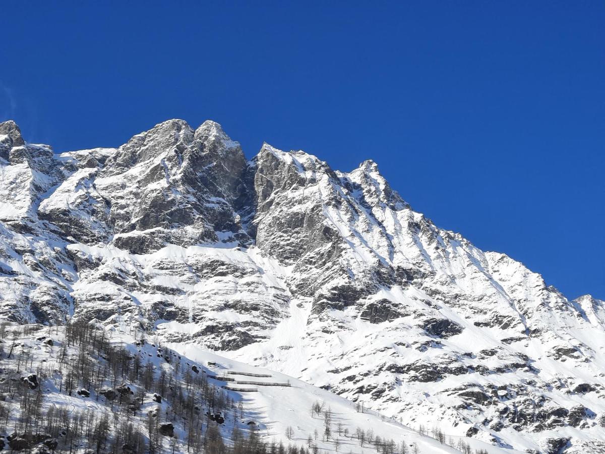 Appartamento Moderno Sulle Piste Breuil-Cervinia Exterior photo